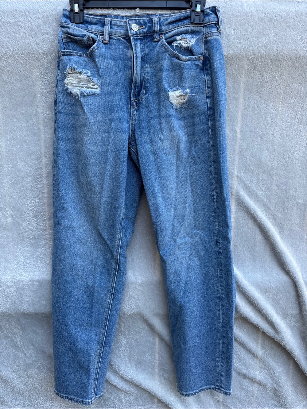 American Eagle Outfitters Blue Distressed Mom straight jeans.  Size 4 regular